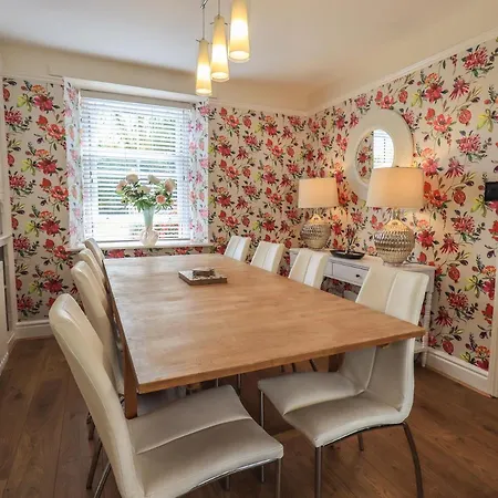 House Casa de Férias *